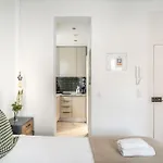 Castelo By Lisbeyond Apartment *