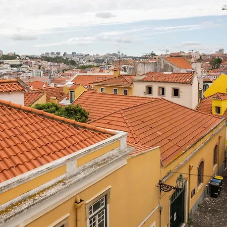 Castelo By Lisbeyond * Lisbon