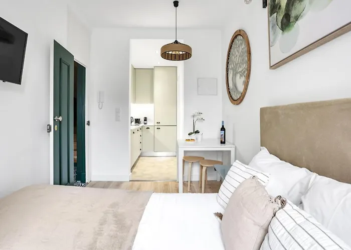 Castelo By Lisbeyond Apartment