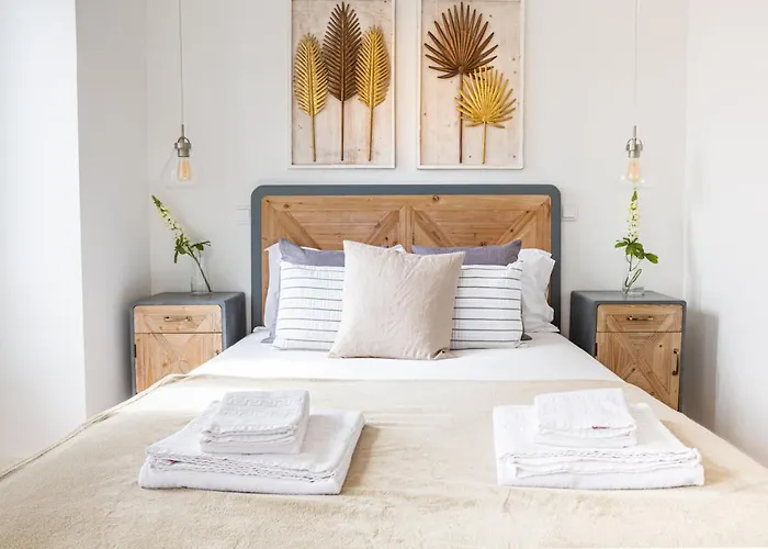 Castelo By Lisbeyond * Lisbon